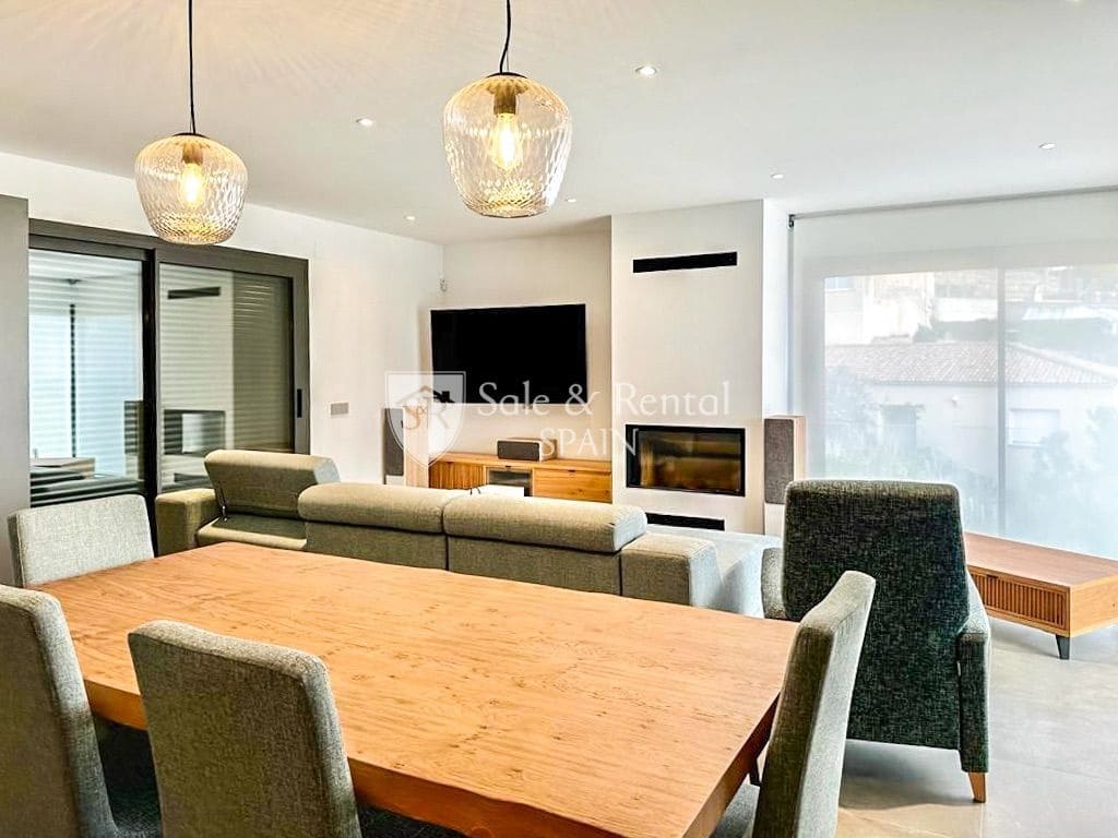 4 camera da letto Villa in vendita in Lloret de Mar con piscina garage - 869.500 € (Rif: 7284844)