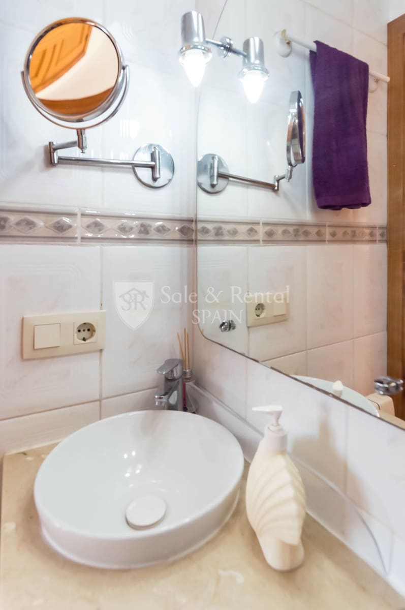 8 soveværelse Villa til salg i Lloret de Mar med swimmingpool garage - € 449.000 (Ref: 7419809)