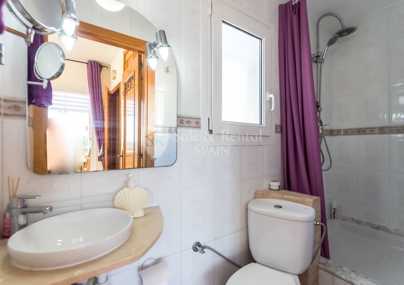 8 soveværelse Villa til salg i Lloret de Mar med swimmingpool garage - € 449.000 (Ref: 7419809)