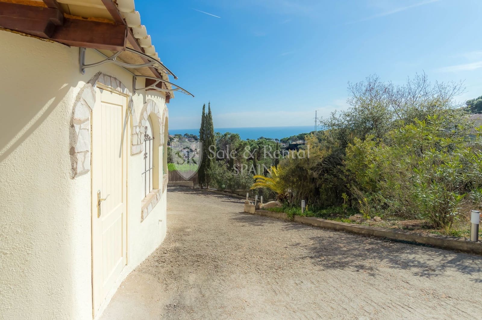 8 soveværelse Villa til salg i Lloret de Mar med swimmingpool garage - € 449.000 (Ref: 7419809)