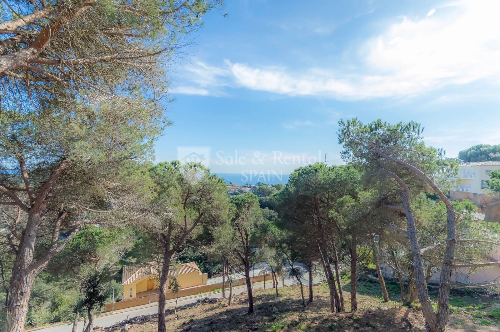 8 soveværelse Villa til salg i Lloret de Mar med swimmingpool garage - € 449.000 (Ref: 7419809)