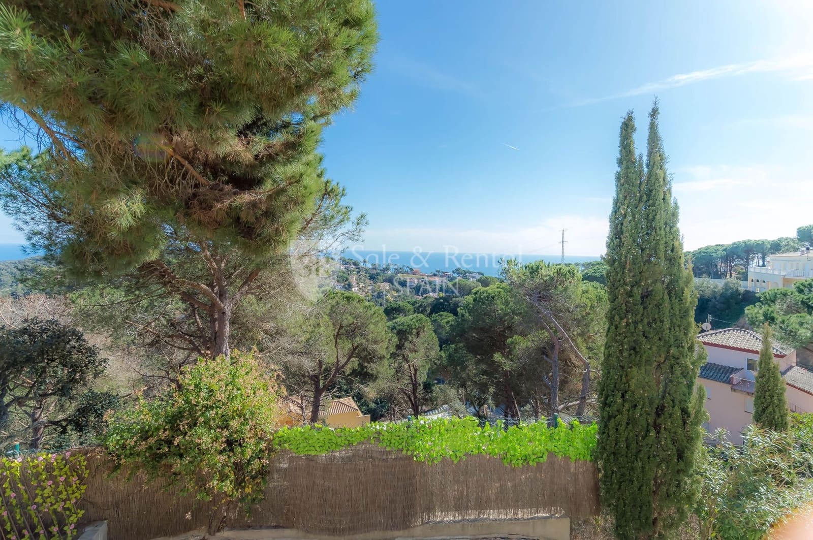 8 soveværelse Villa til salg i Lloret de Mar med swimmingpool garage - € 449.000 (Ref: 7419809)