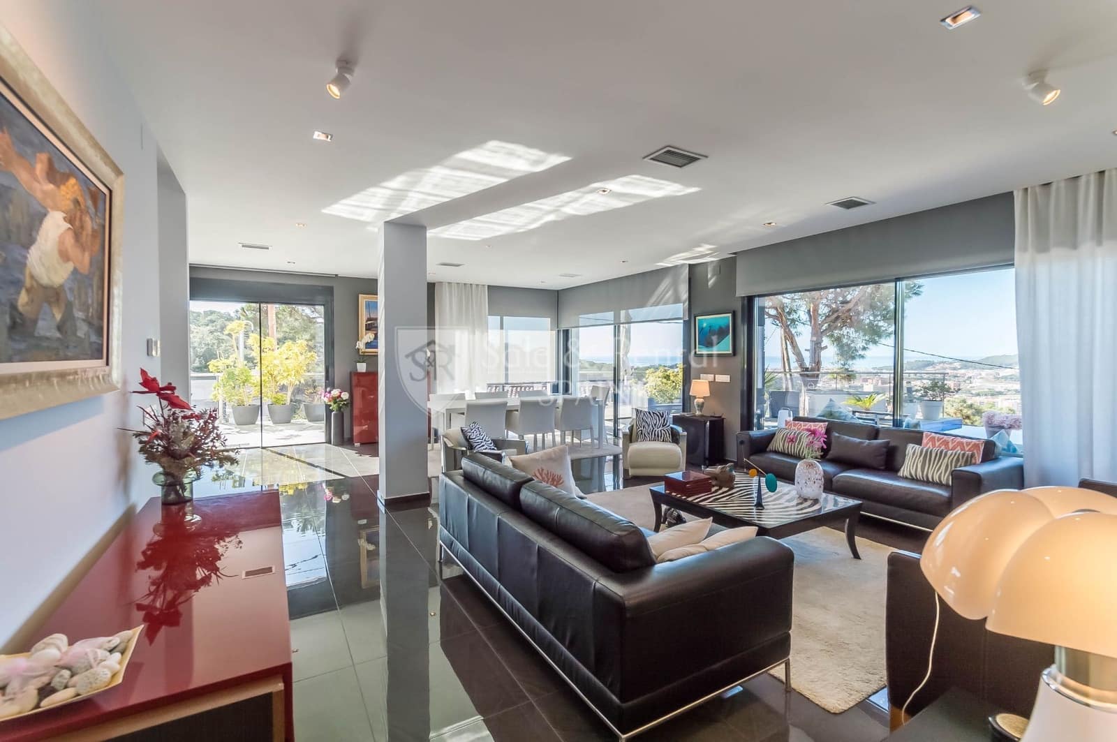 4 bedroom Villa for sale in Lloret de Mar with pool garage - € 1,250,000 (Ref: 7480689)