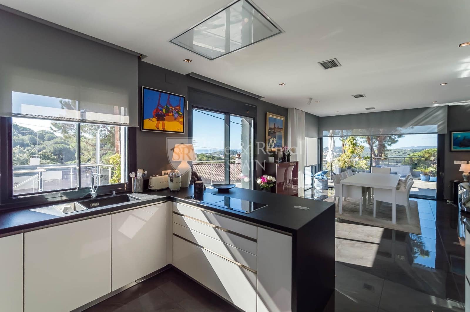 4 bedroom Villa for sale in Lloret de Mar with pool garage - € 1,250,000 (Ref: 7480689)