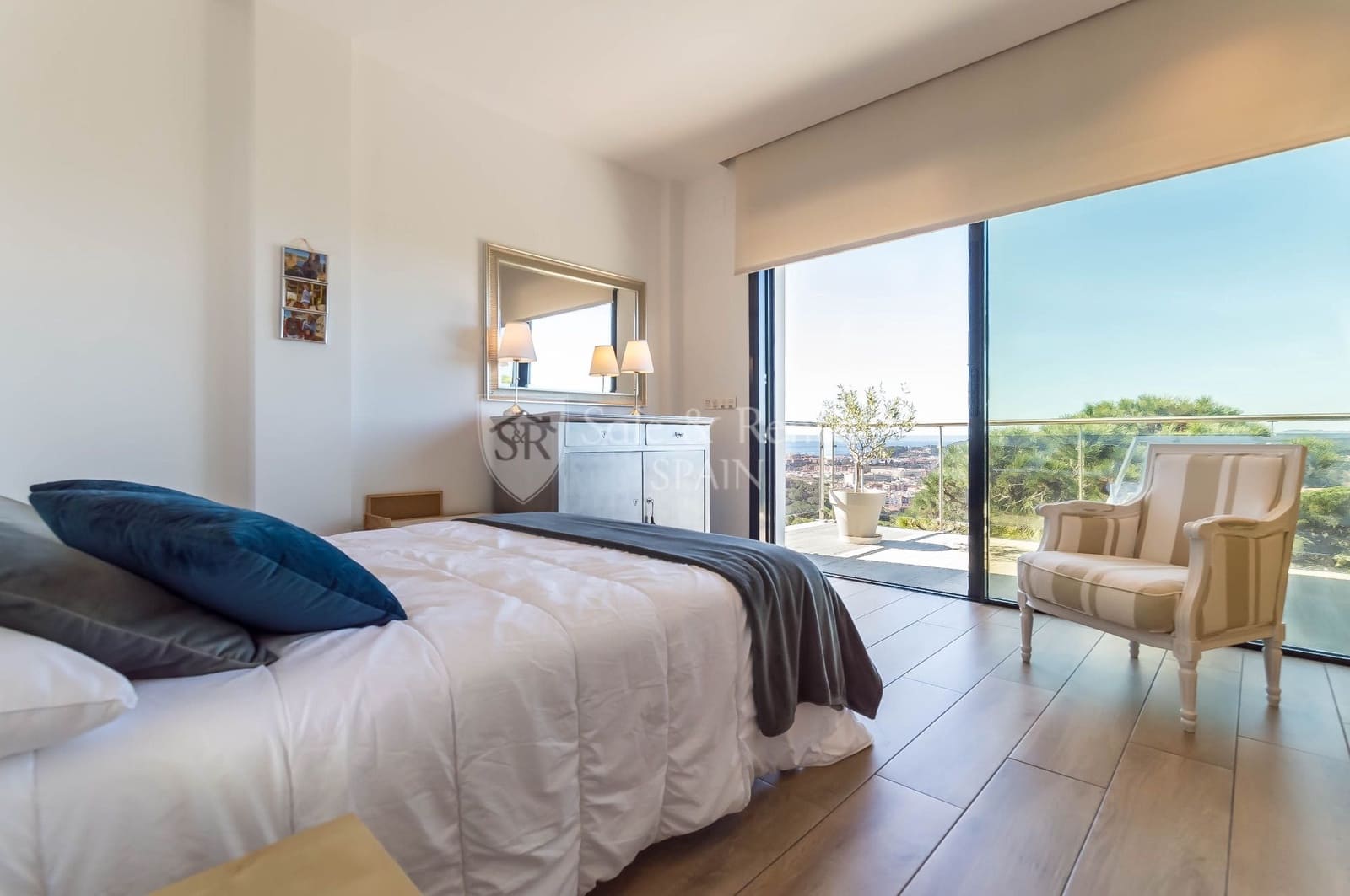 4 bedroom Villa for sale in Lloret de Mar with pool garage - € 1,250,000 (Ref: 7480689)