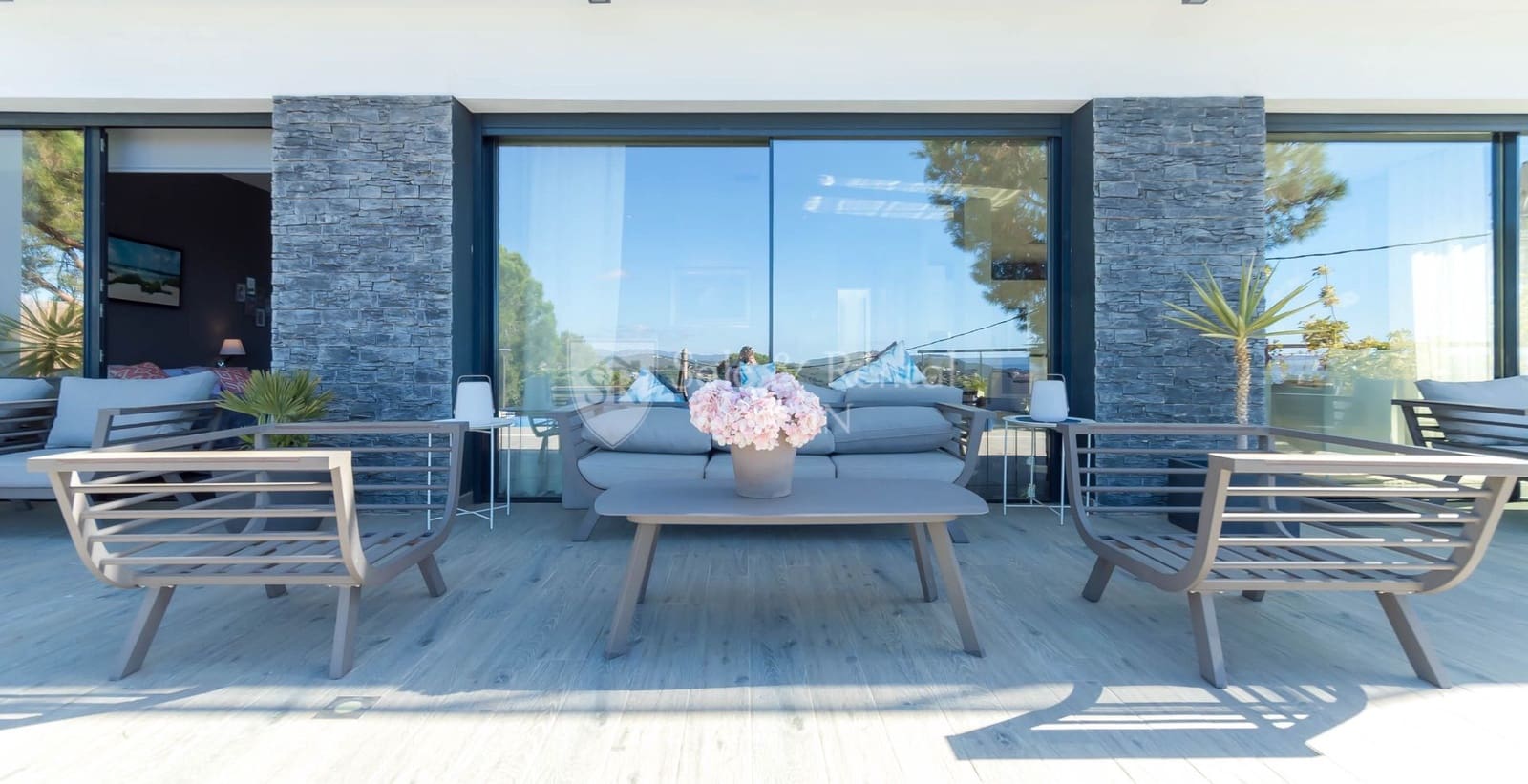 4 bedroom Villa for sale in Lloret de Mar with pool garage - € 1,250,000 (Ref: 7480689)