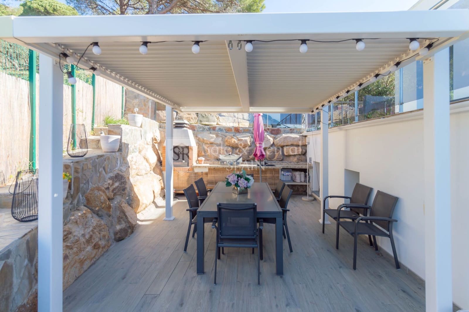 4 bedroom Villa for sale in Lloret de Mar with pool garage - € 1,250,000 (Ref: 7480689)