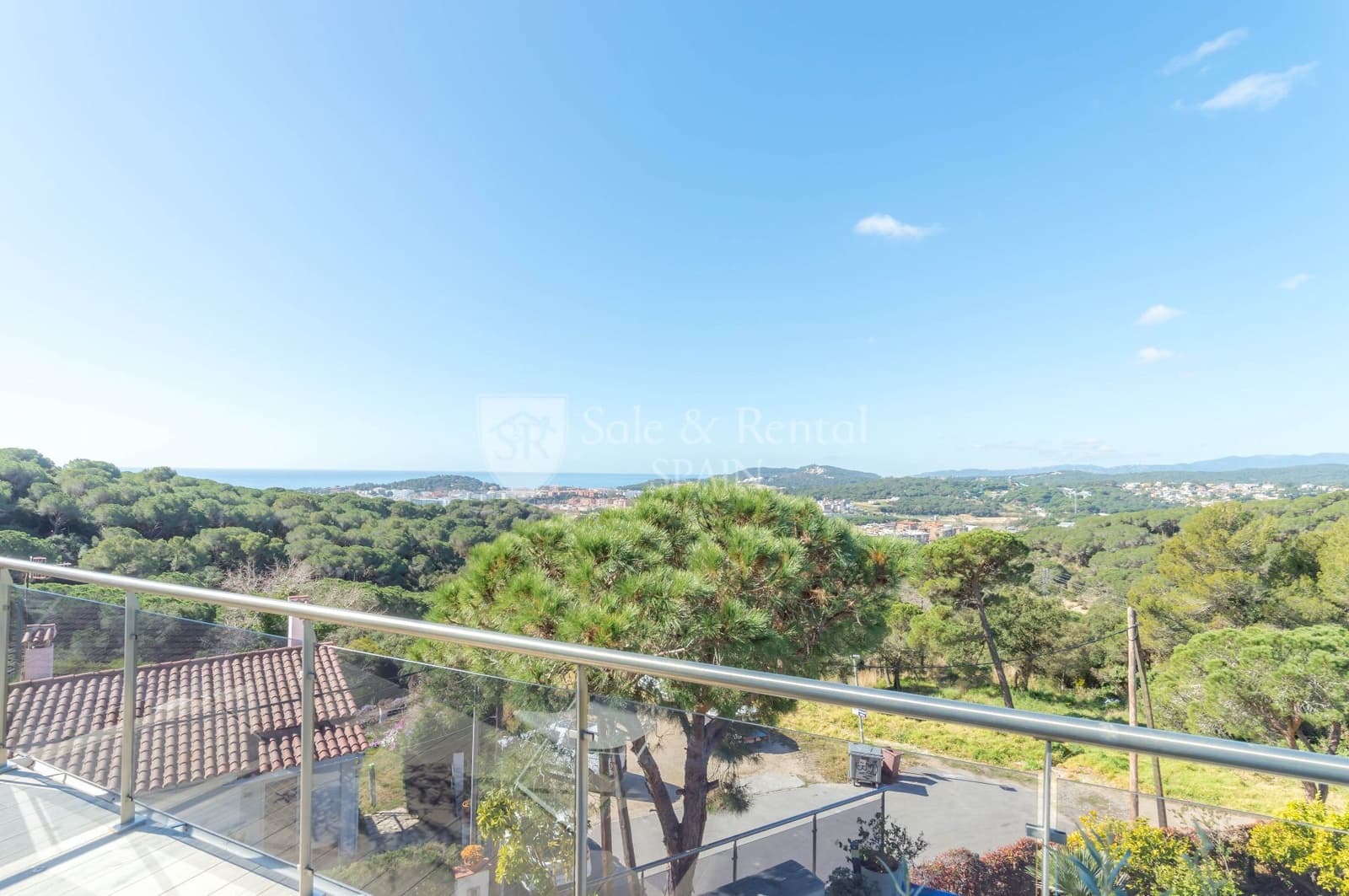 4 bedroom Villa for sale in Lloret de Mar with pool garage - € 1,250,000 (Ref: 7480689)