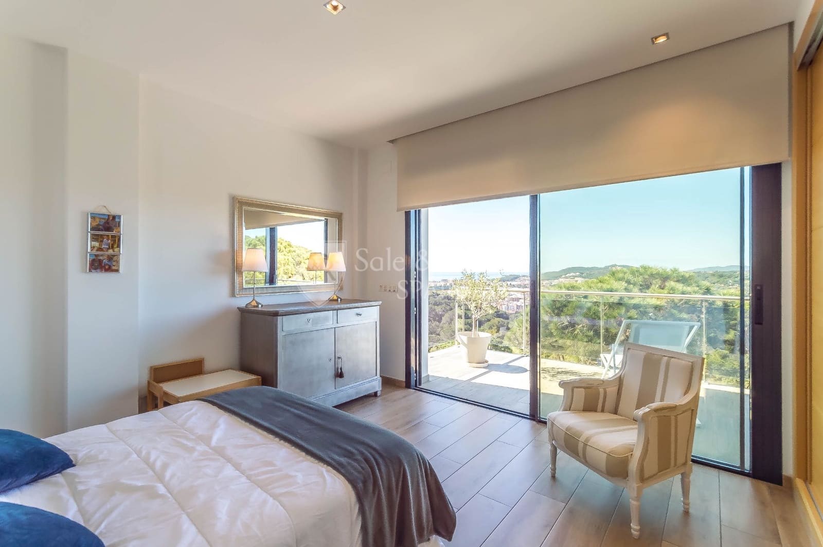 4 bedroom Villa for sale in Lloret de Mar with pool garage - € 1,250,000 (Ref: 7480689)