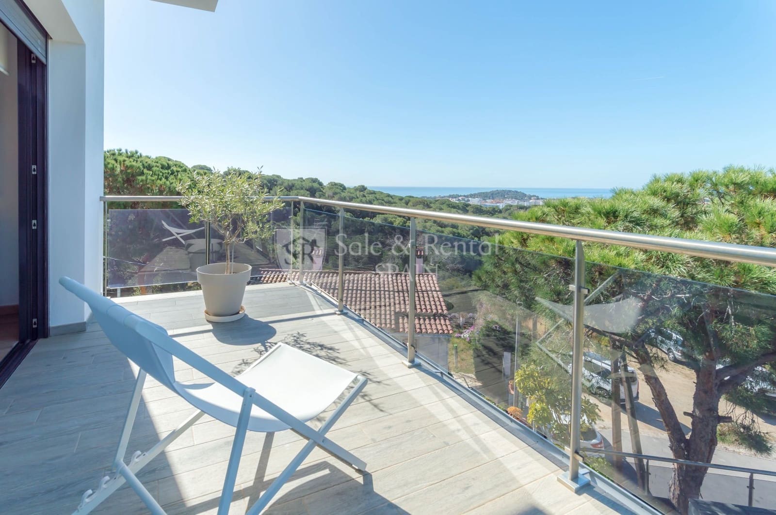 4 bedroom Villa for sale in Lloret de Mar with pool garage - € 1,250,000 (Ref: 7480689)