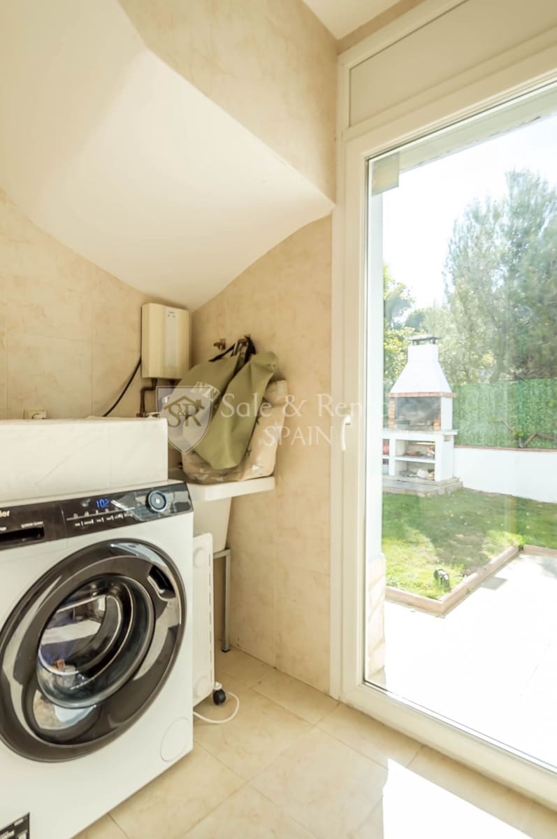 3 soveværelse Villa til salg i Lloret de Mar med swimmingpool garage - € 699.000 (Ref: 7512691)