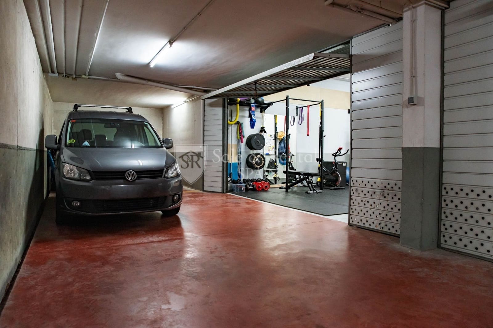 4 soverom Kjedet enebolig til salgs i Lloret de Mar med svømmebasseng garasje - € 625 000 (Ref: 7515632)