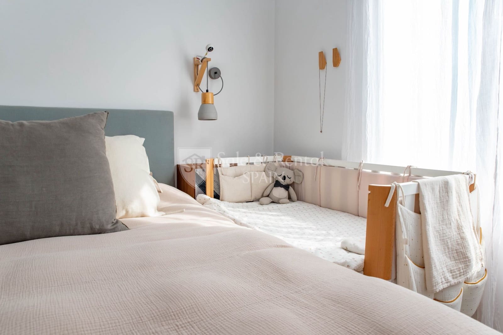 4 soverom Kjedet enebolig til salgs i Lloret de Mar med svømmebasseng garasje - € 625 000 (Ref: 7515632)