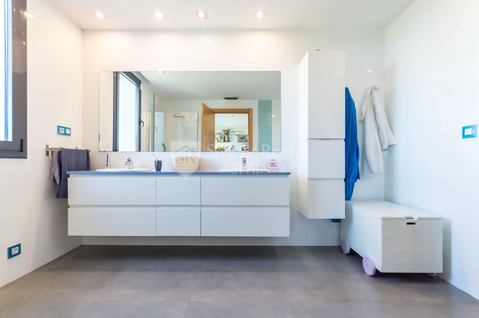 4 soverom Villa til salgs i Lloret de Mar med svømmebasseng garasje - € 1 200 000 (Ref: 7561569)