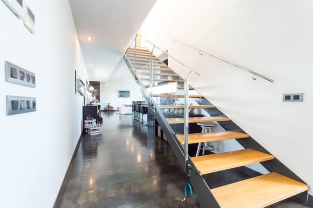 4 camera da letto Villa in vendita in Canyelles, Lloret de Mar con piscina garage - 1.200.000 € (Rif: 7561569)