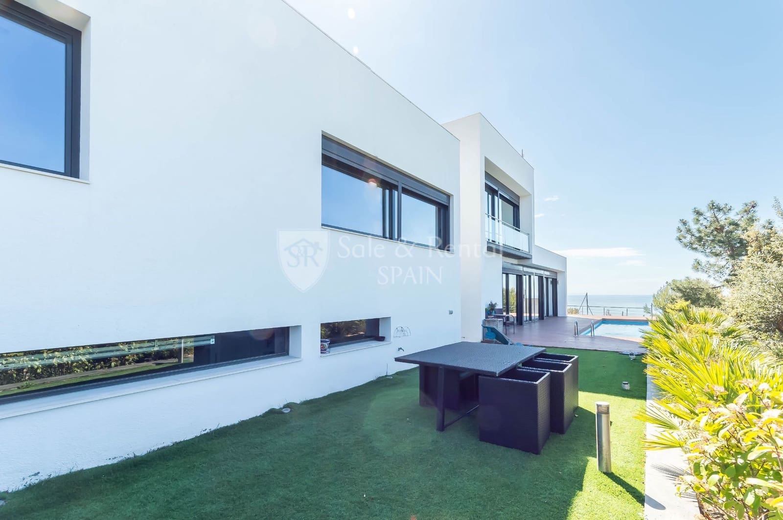 4 soverom Villa til salgs i Lloret de Mar med svømmebasseng garasje - € 1 200 000 (Ref: 7561569)