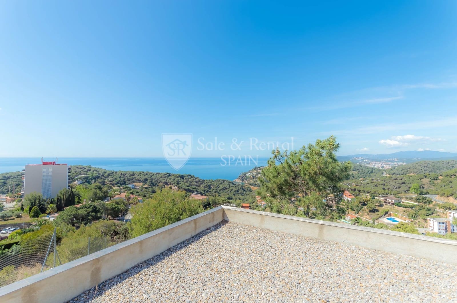 4 soverom Villa til salgs i Lloret de Mar med svømmebasseng garasje - € 1 200 000 (Ref: 7561569)