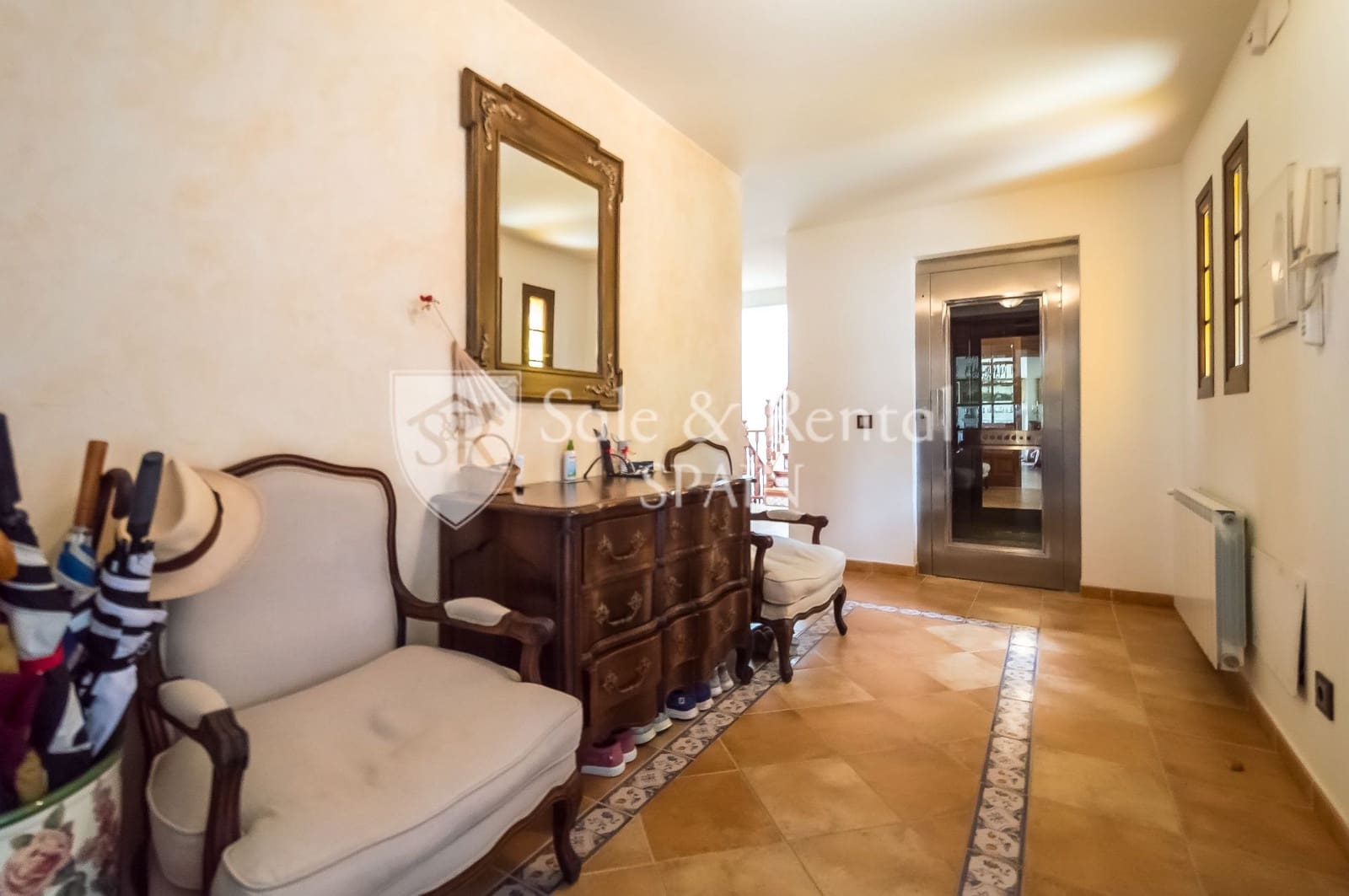 5 slaapkamer Villa te koop in Lloret de Mar met zwembad garage - € 1.570.000 (Ref: 7646876)