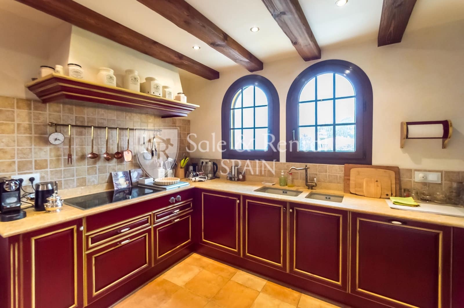 5 slaapkamer Villa te koop in Lloret de Mar met zwembad garage - € 1.570.000 (Ref: 7646876)