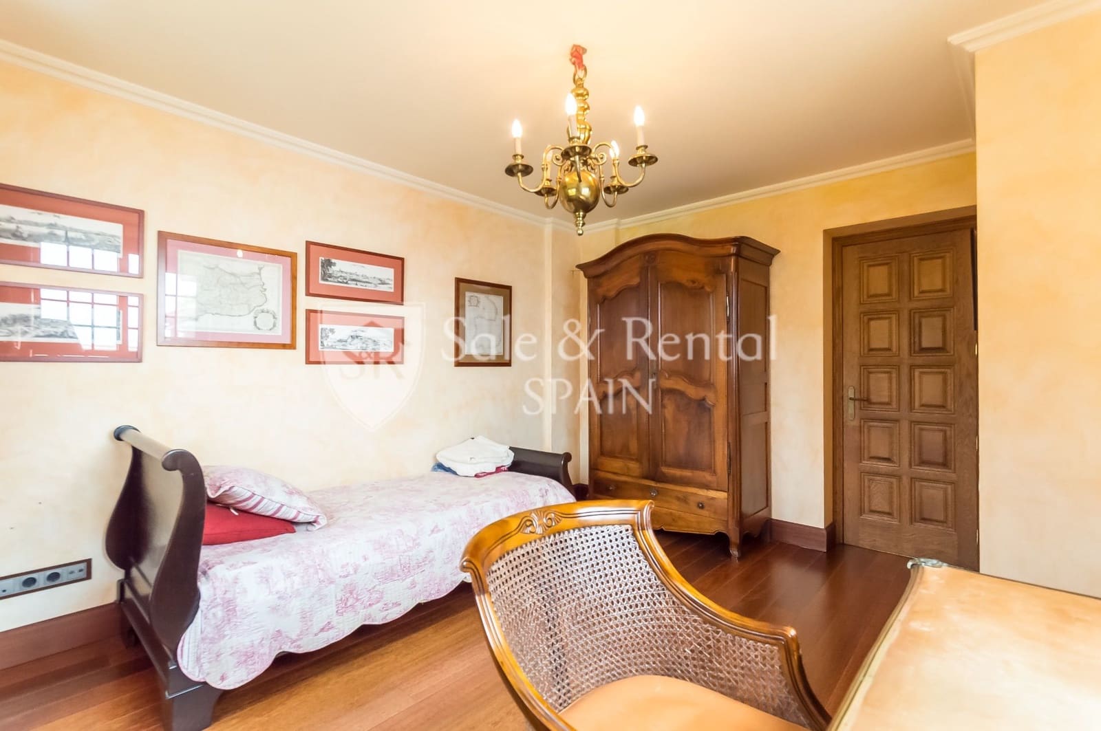 5 slaapkamer Villa te koop in Lloret de Mar met zwembad garage - € 1.570.000 (Ref: 7646876)