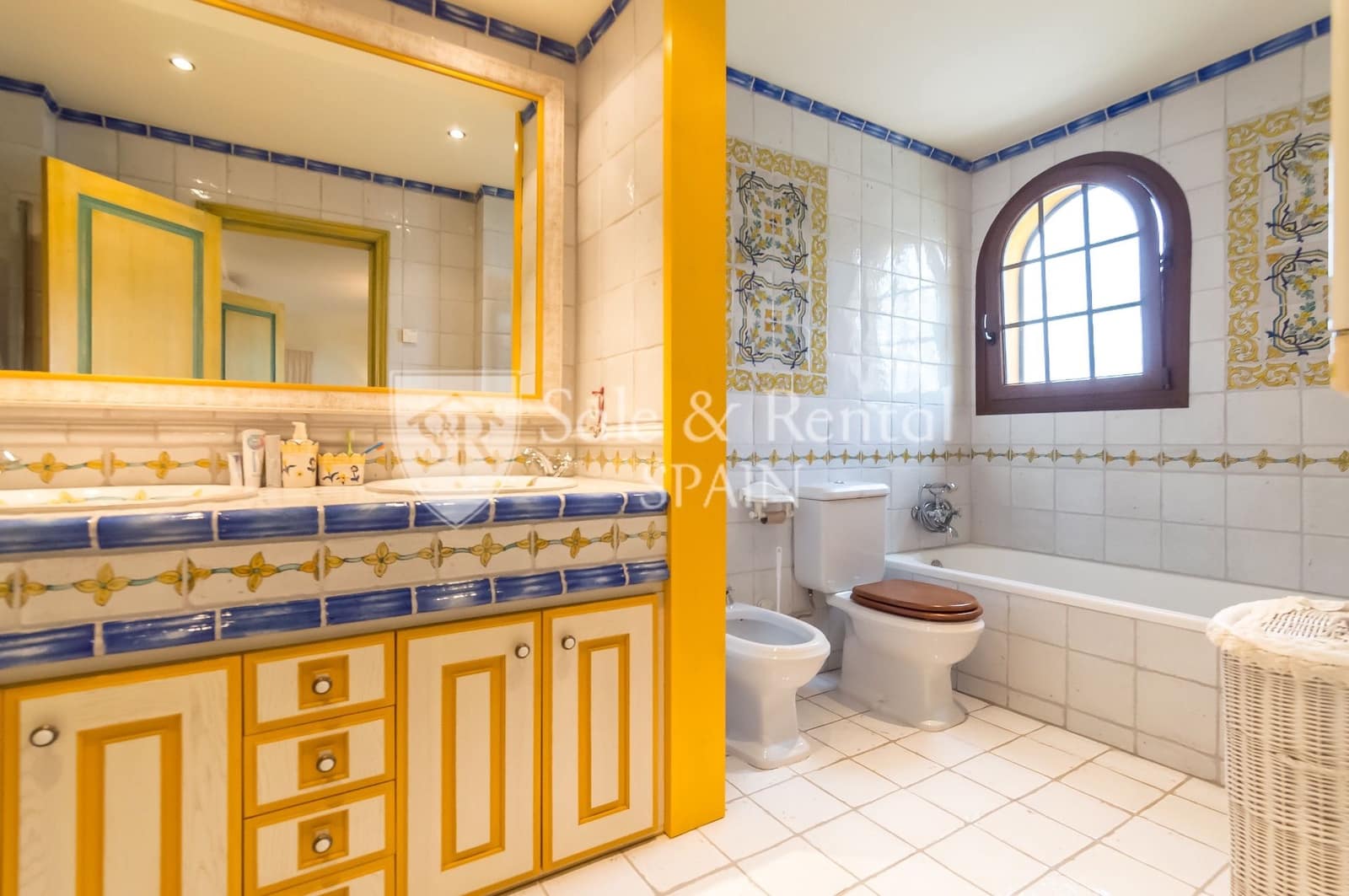 5 slaapkamer Villa te koop in Lloret de Mar met zwembad garage - € 1.570.000 (Ref: 7646876)