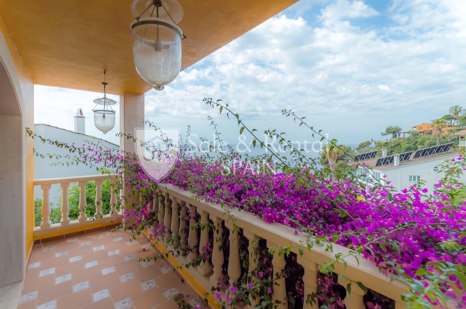 5 slaapkamer Villa te koop in Lloret de Mar met zwembad garage - € 1.570.000 (Ref: 7646876)