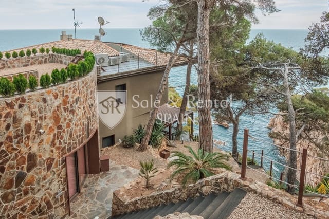 5 bedroom Villa for sale in Sant Feliu de Guíxols with pool garage - € 8,300,000 (Ref: 7694545)