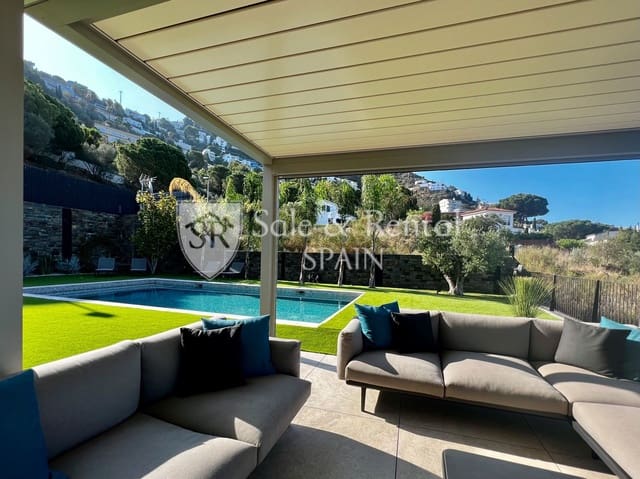 6 bedroom Villa for sale in Roses with pool garage - € 4,258,000 (Ref: 7699151)