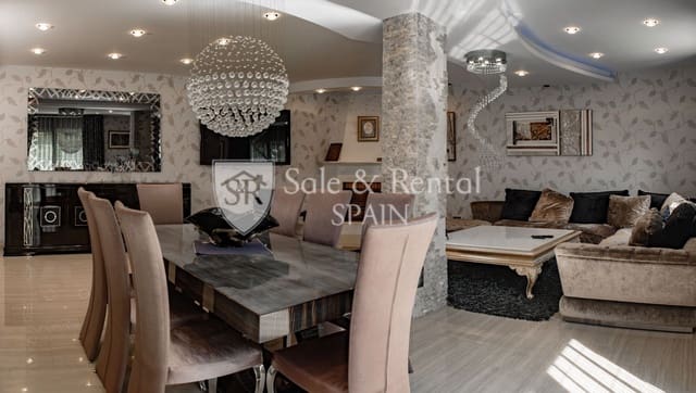 5 camera da letto Villa in vendita in Condado del Jaruco - Puigventós, Lloret de Mar con piscina garage - 1.490.000 € (Rif: 7703191)