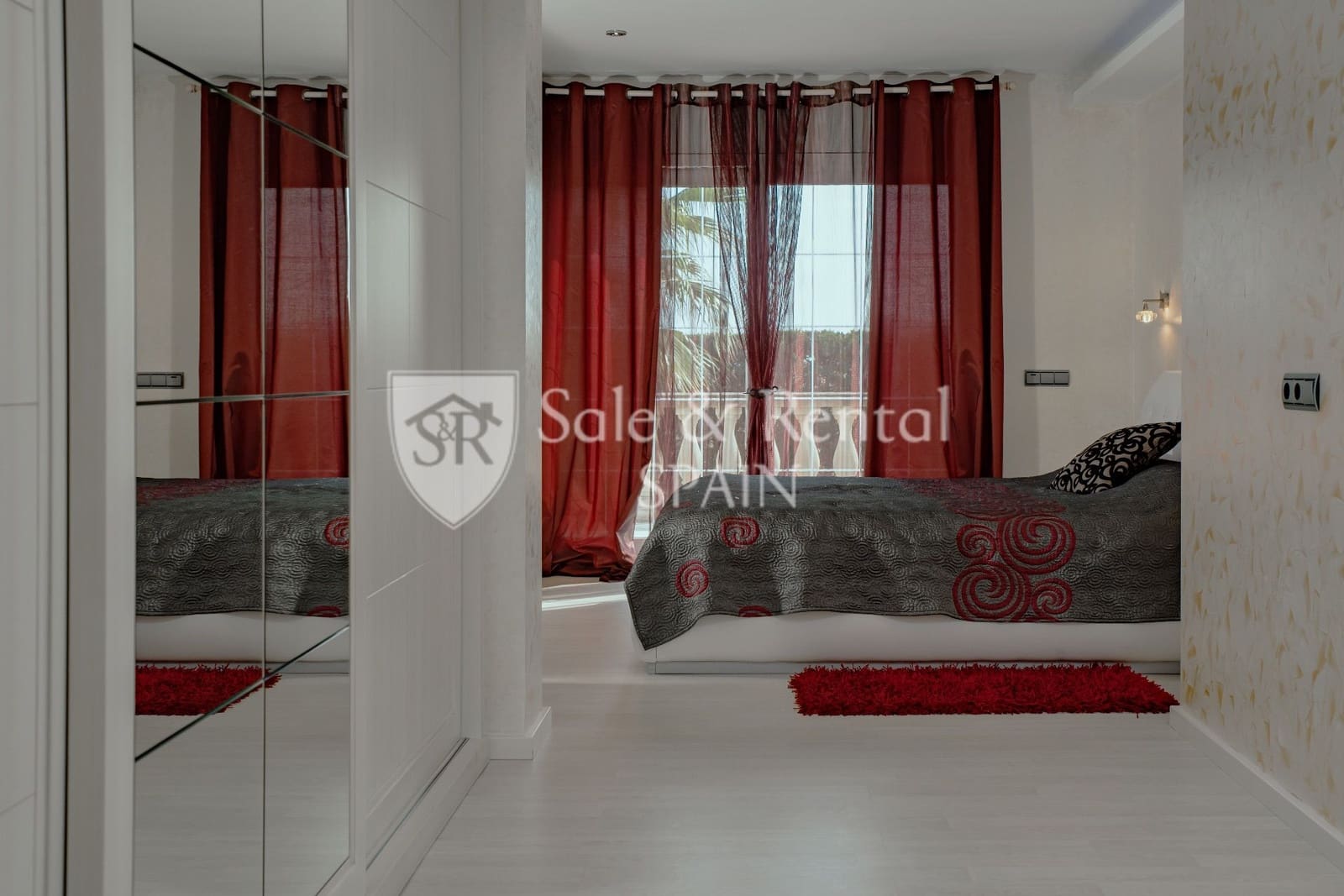 5 soveværelse Villa til salg i Lloret de Mar med swimmingpool garage - € 1.490.000 (Ref: 7703191)