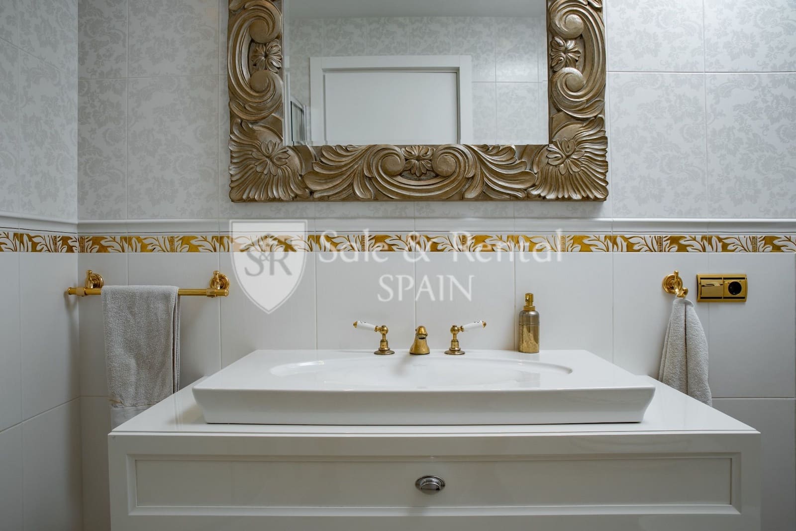 5 soveværelse Villa til salg i Lloret de Mar med swimmingpool garage - € 1.490.000 (Ref: 7703191)