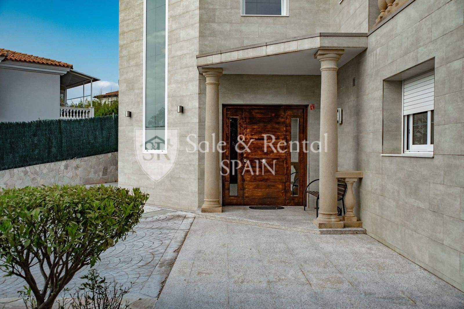 5 soveværelse Villa til salg i Lloret de Mar med swimmingpool garage - € 1.490.000 (Ref: 7703191)