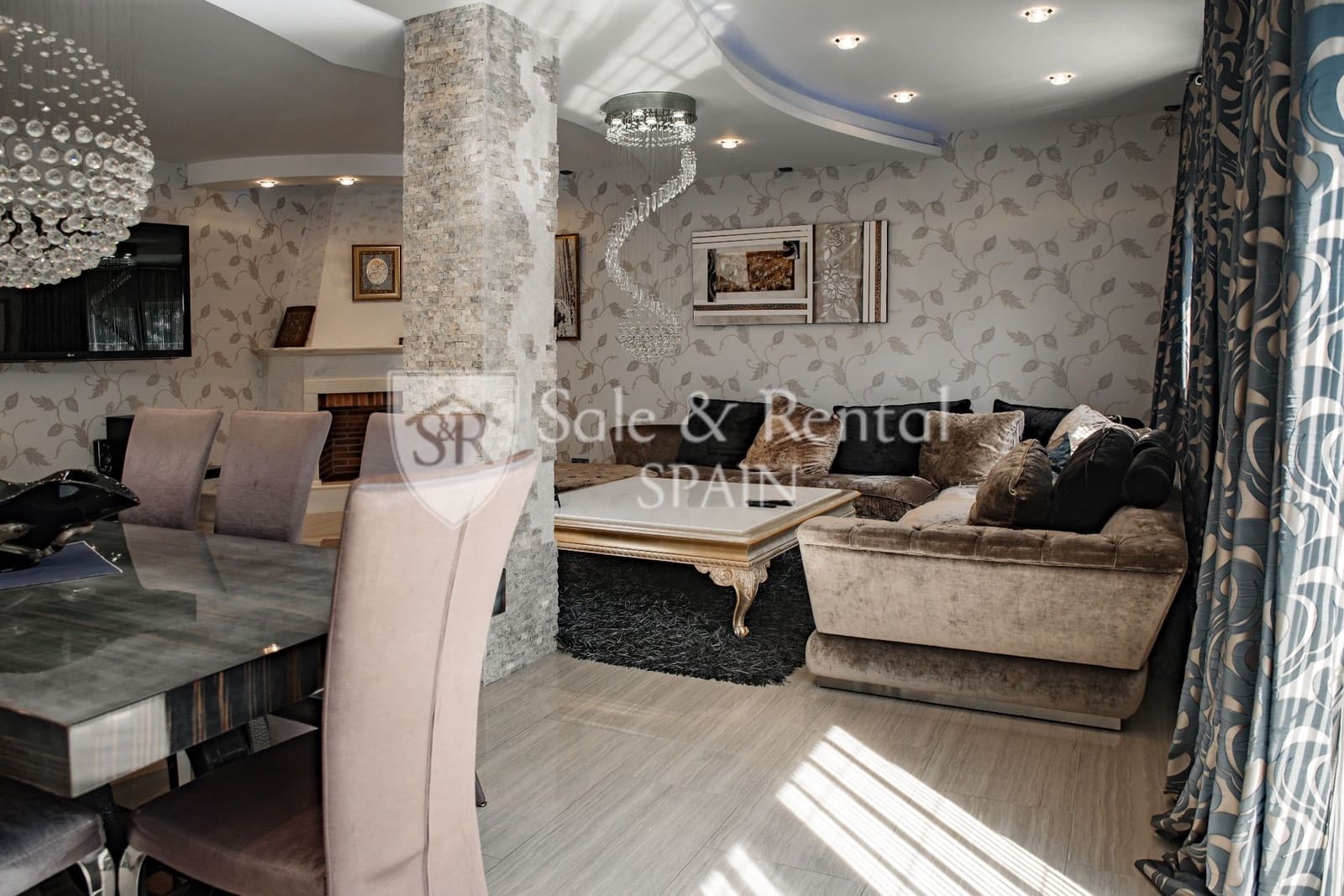 5 soveværelse Villa til salg i Lloret de Mar med swimmingpool garage - € 1.490.000 (Ref: 7703191)