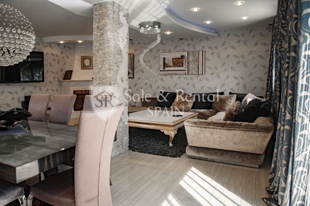 5 camera da letto Villa in vendita in Condado del Jaruco - Puigventós, Lloret de Mar con piscina garage - 1.490.000 € (Rif: 7703191)