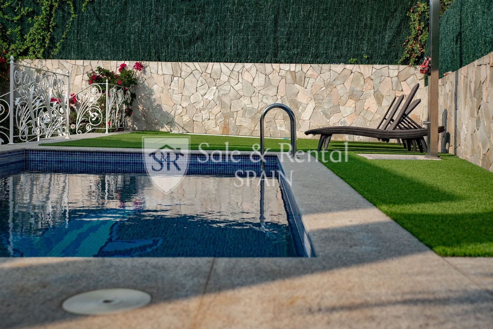 5 soveværelse Villa til salg i Lloret de Mar med swimmingpool garage - € 1.490.000 (Ref: 7703191)