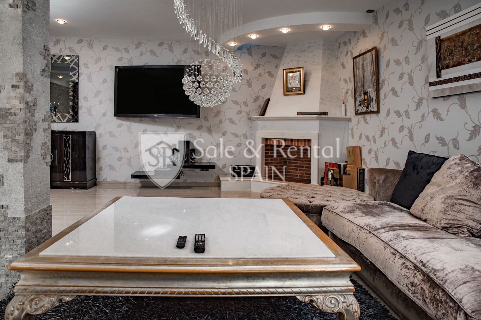 5 soveværelse Villa til salg i Lloret de Mar med swimmingpool garage - € 1.490.000 (Ref: 7703191)