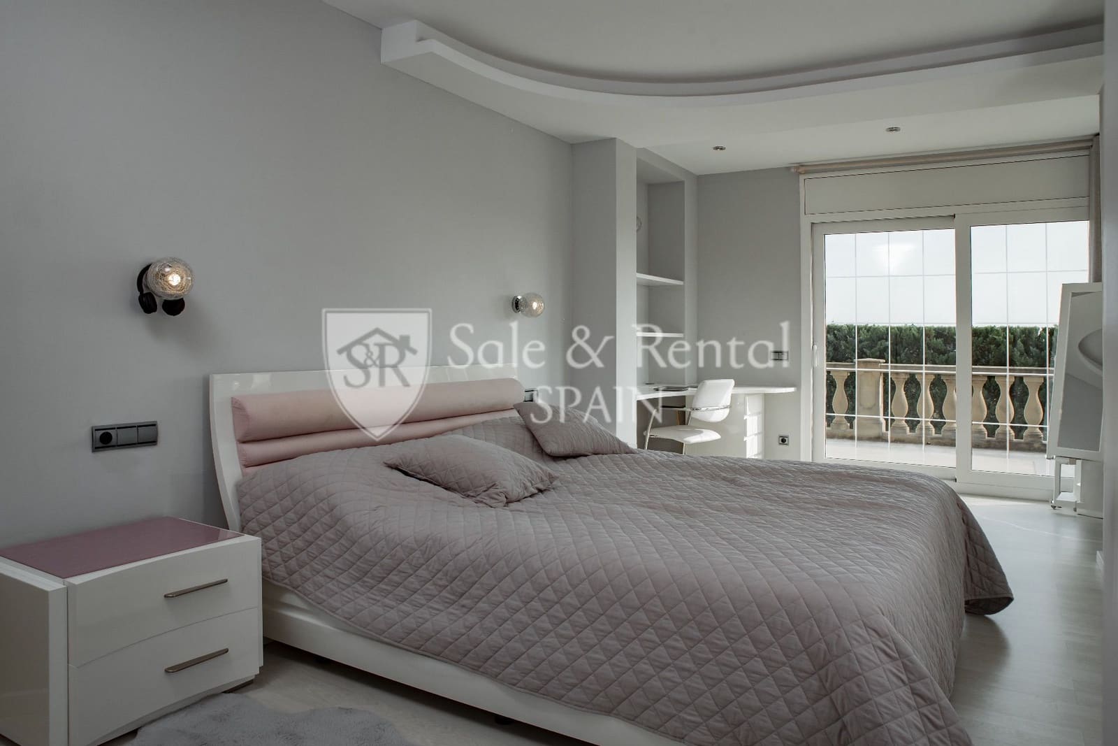 5 soveværelse Villa til salg i Lloret de Mar med swimmingpool garage - € 1.490.000 (Ref: 7703191)