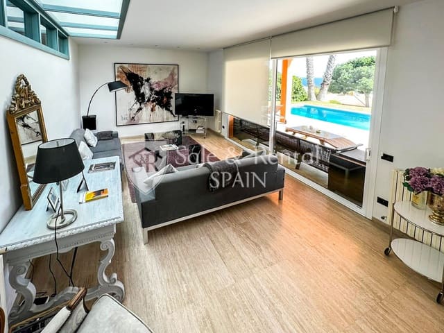 3 bedroom Villa for sale in S'Agaro, Castell-Platja d'Aro with pool - € 2,750,000 (Ref: 7724773)
