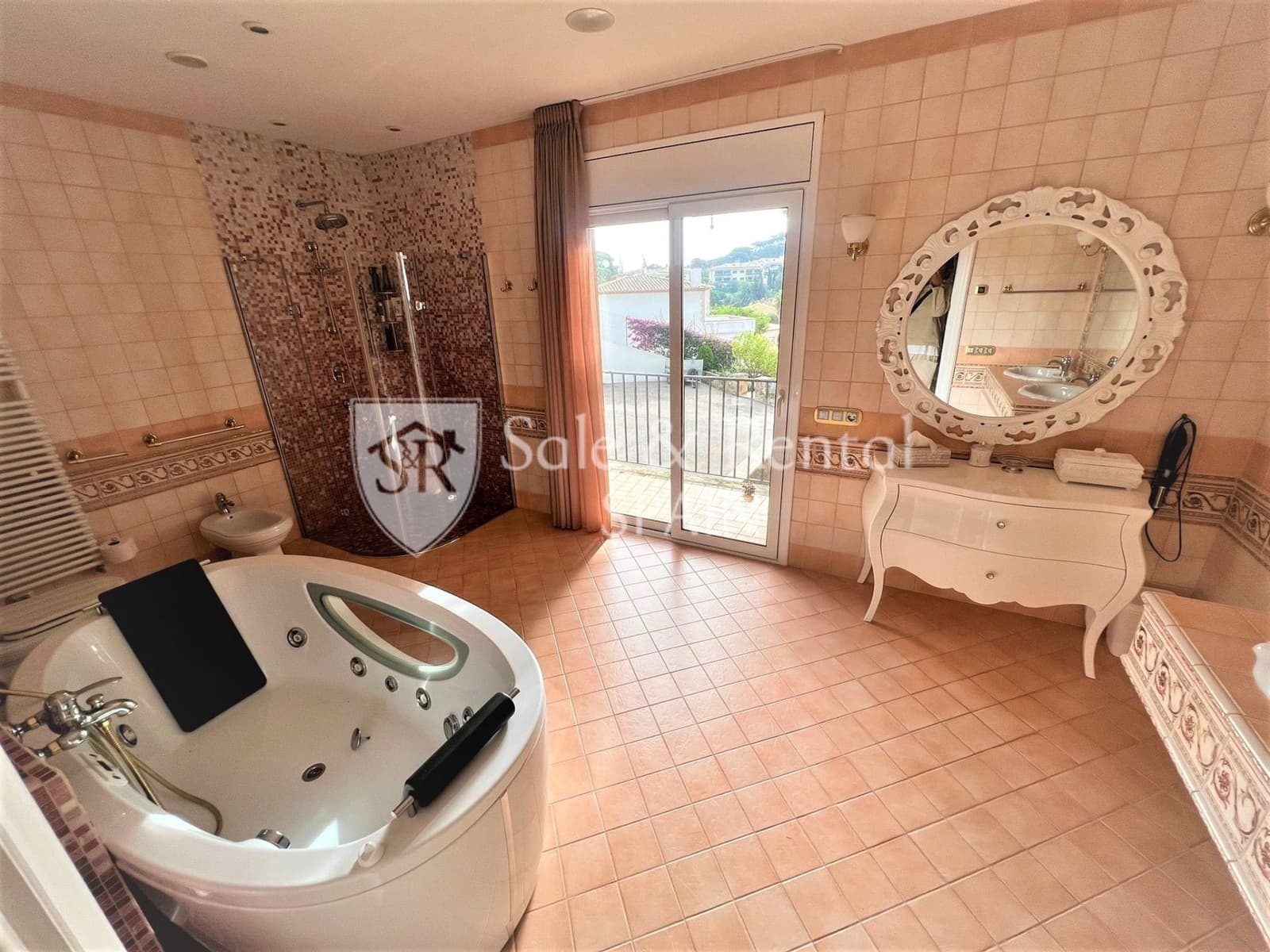 10 soveværelse Villa til salg i Sant Feliu de Guixols med swimmingpool garage - € 7.875.000 (Ref: 7742309)