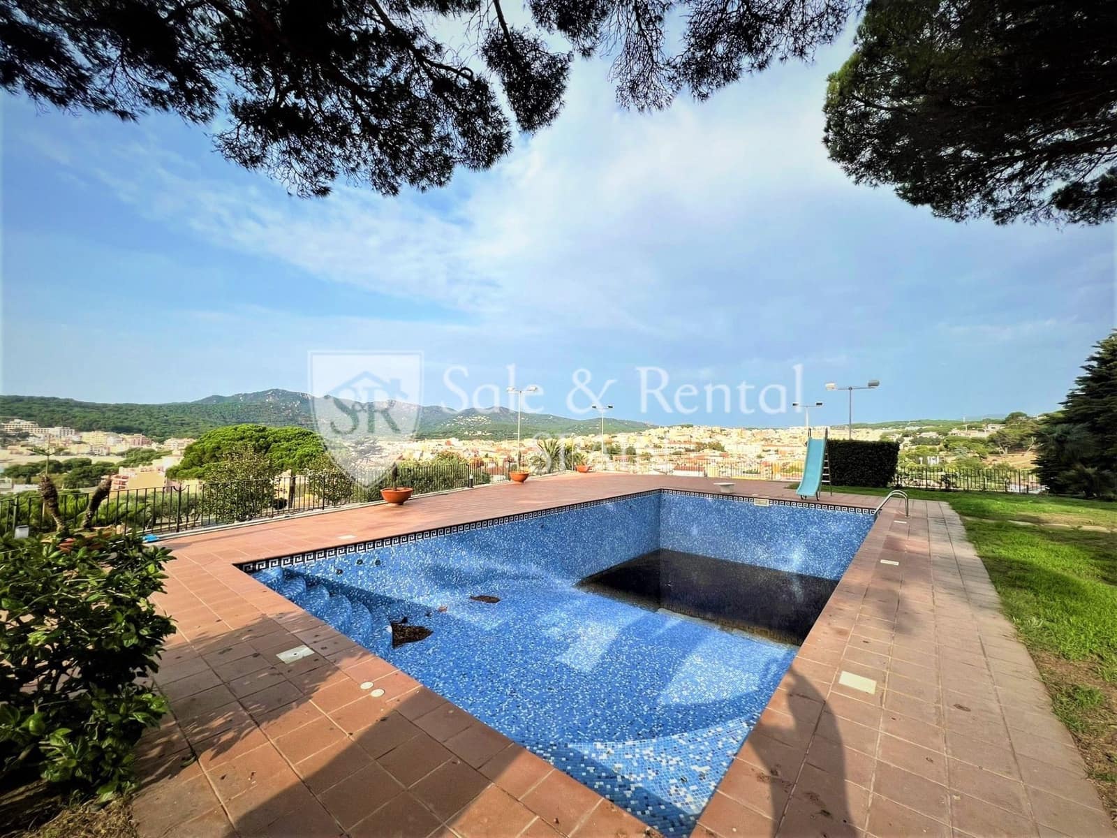10 soveværelse Villa til salg i Sant Feliu de Guixols med swimmingpool garage - € 7.875.000 (Ref: 7742309)