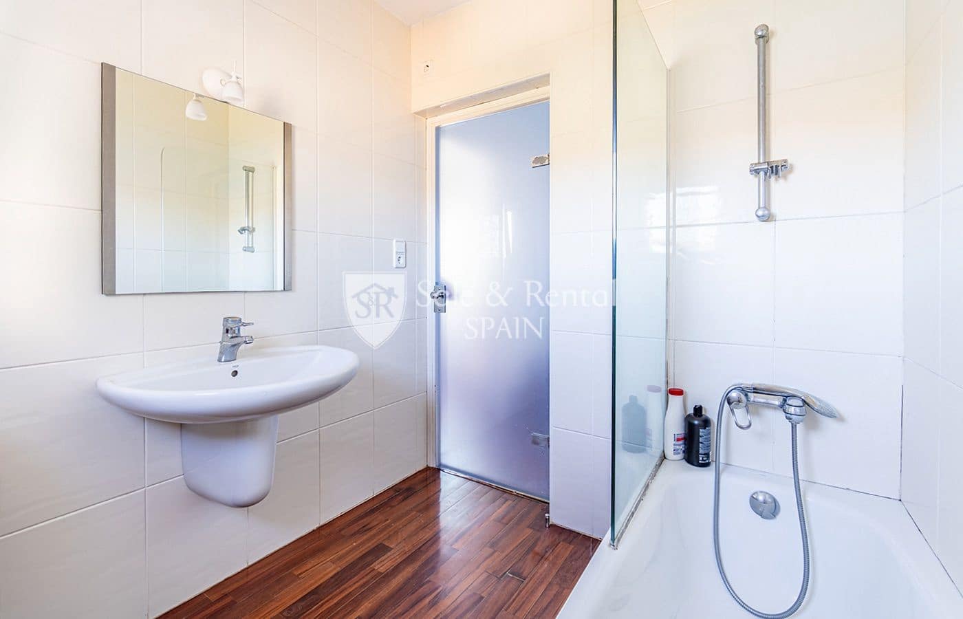 5 soveværelse Villa til salg i Llanca med swimmingpool garage - € 1.600.000 (Ref: 7921626)