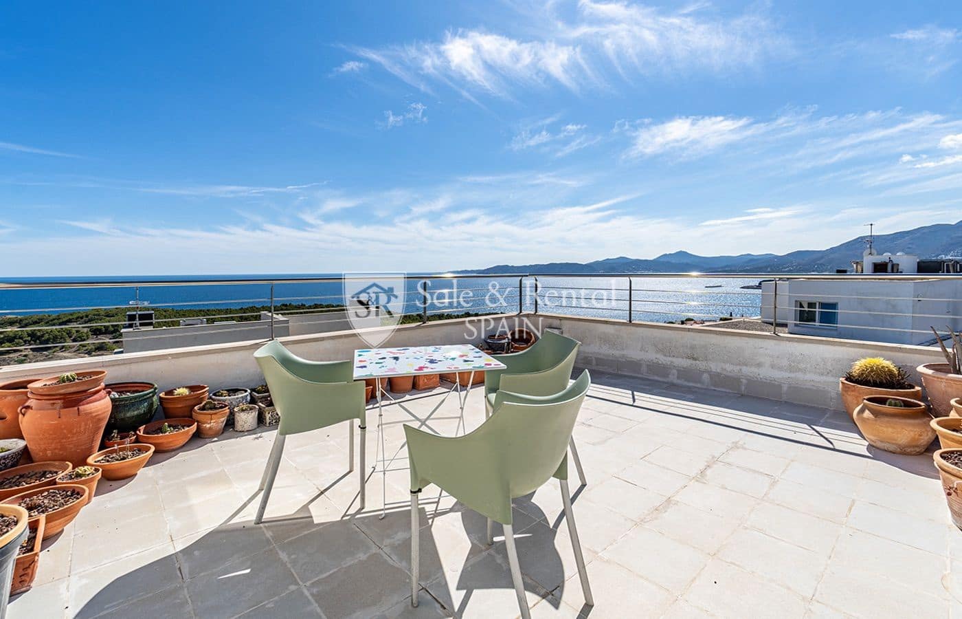 5 soveværelse Villa til salg i Llanca med swimmingpool garage - € 1.600.000 (Ref: 7921626)