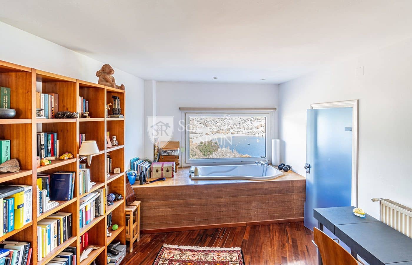 5 soveværelse Villa til salg i Llanca med swimmingpool garage - € 1.600.000 (Ref: 7921626)