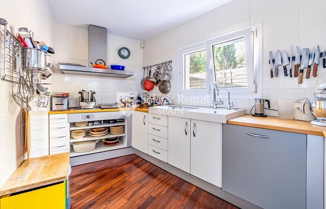 5 sovrum Villa till salu i Llançà med pool garage - 1 600 000 € (Ref: 7921626)