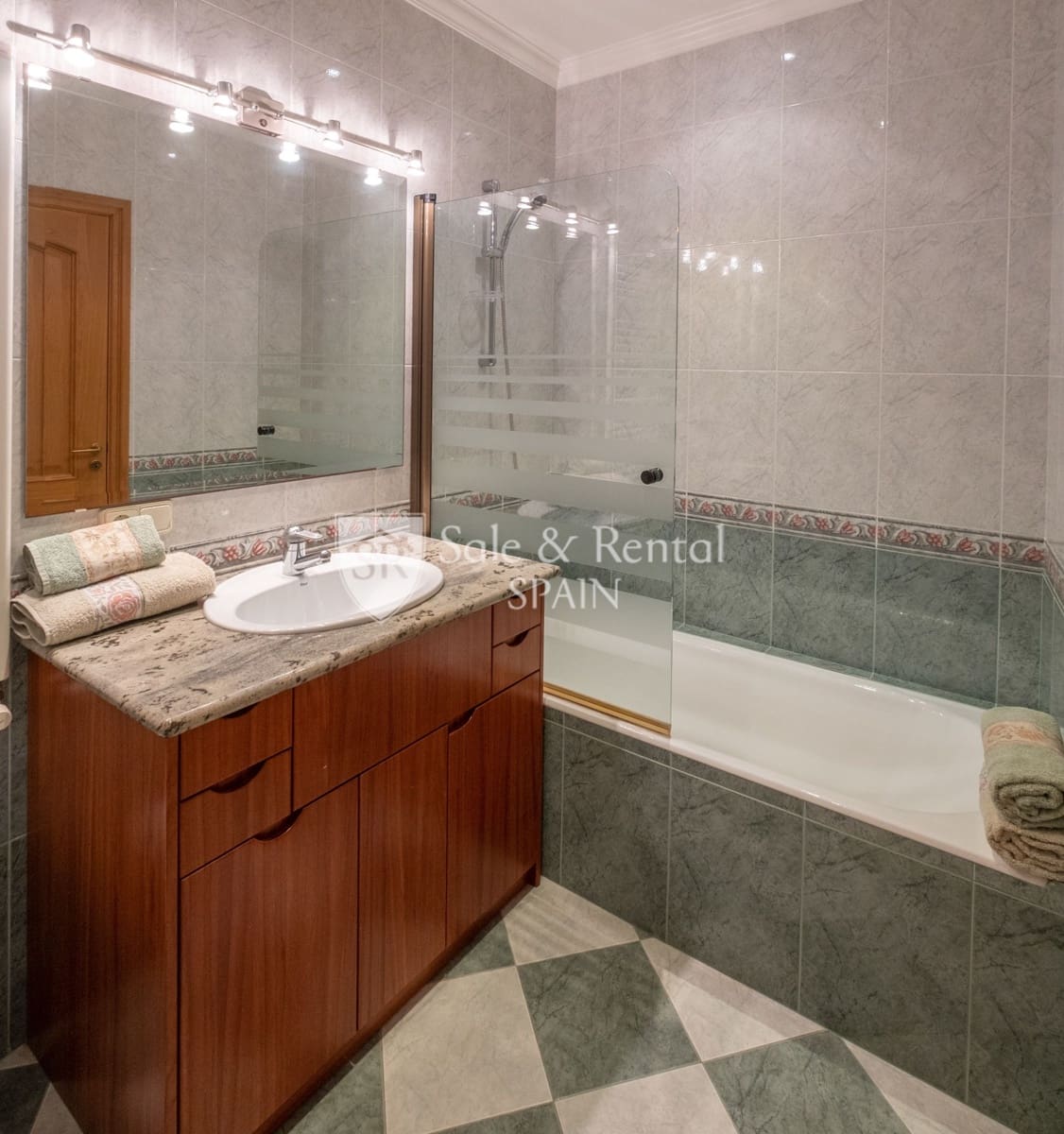 5 soveværelse Villa til salg i Lloret de Mar med swimmingpool garage - € 1.420.000 (Ref: 7963495)