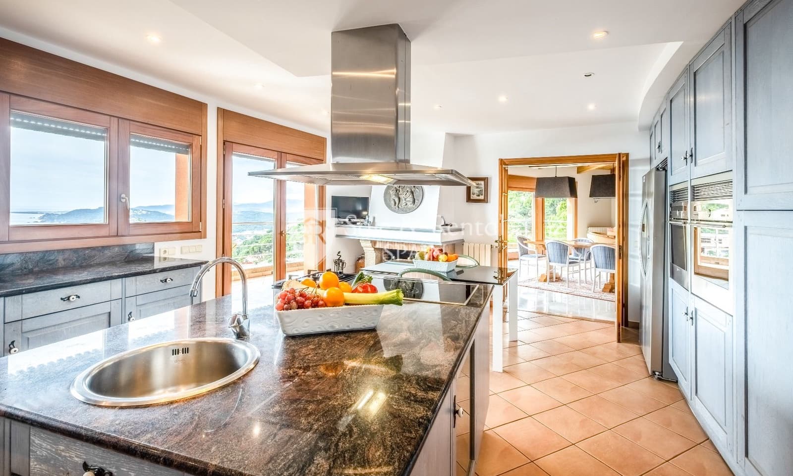 5 soveværelse Villa til salg i Lloret de Mar med swimmingpool garage - € 1.420.000 (Ref: 7963495)