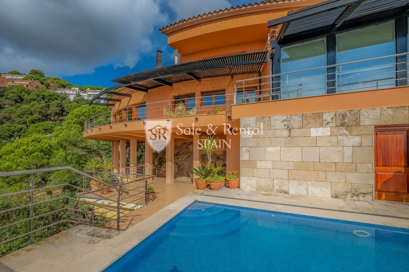 5 soveværelse Villa til salg i Lloret de Mar med swimmingpool garage - € 1.420.000 (Ref: 7963495)