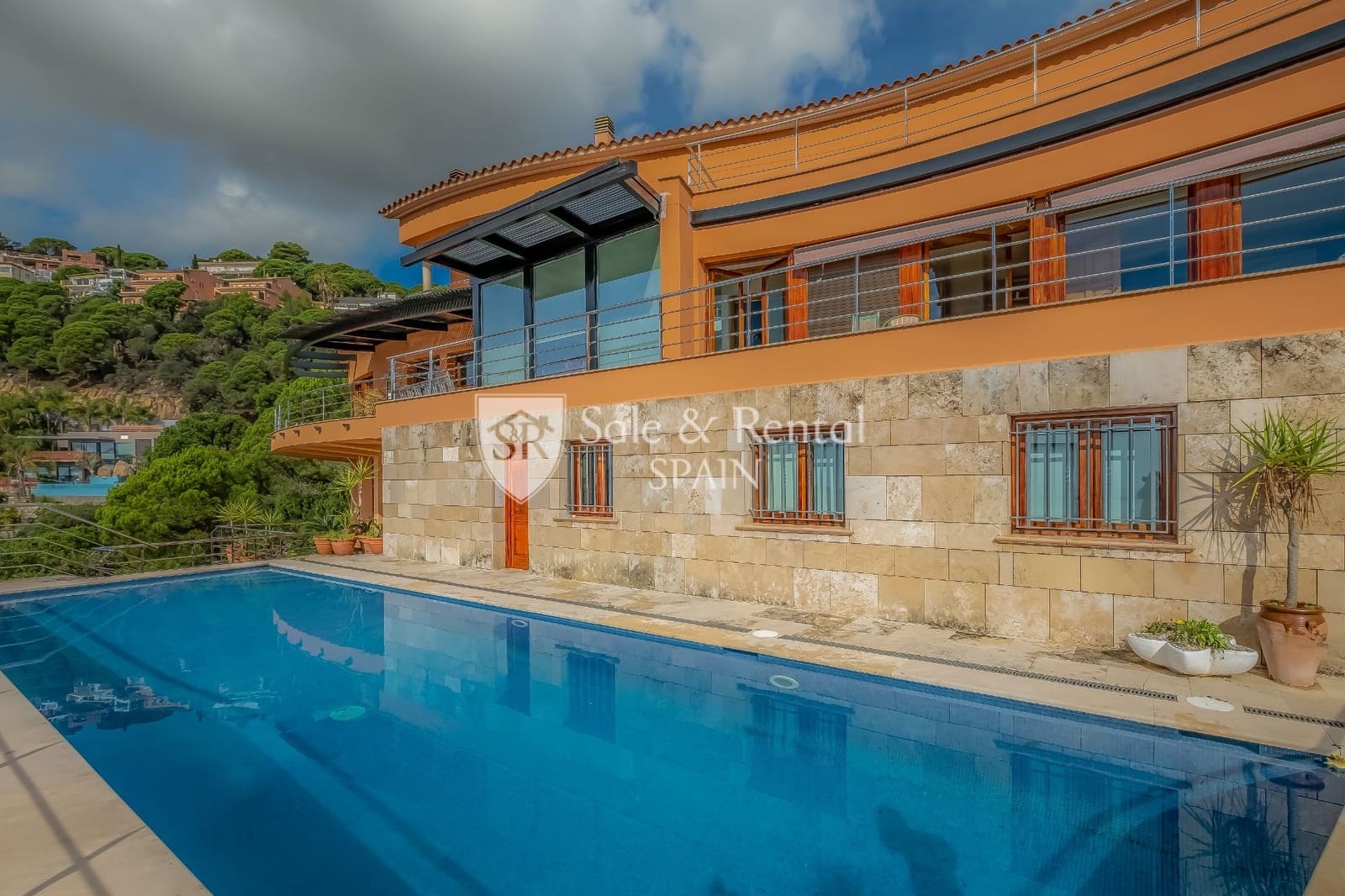 5 soveværelse Villa til salg i Lloret de Mar med swimmingpool garage - € 1.420.000 (Ref: 7963495)