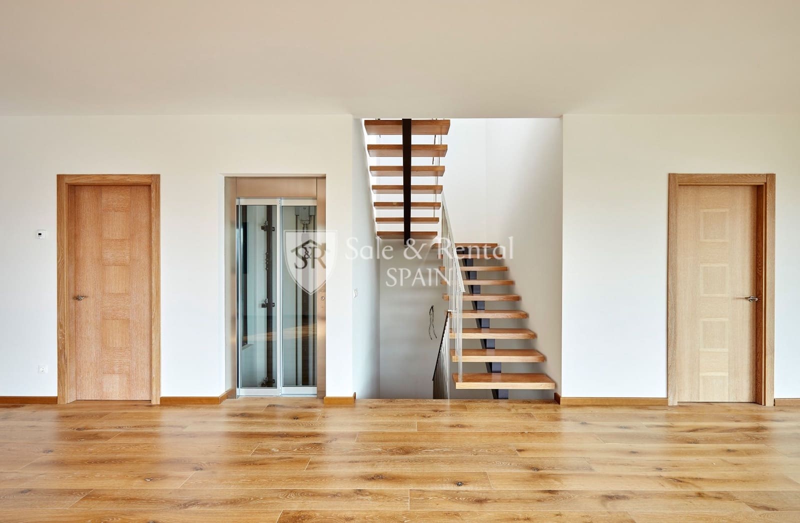 4 soveværelse Villa til salg i Lloret de Mar med swimmingpool garage - € 1.800.000 (Ref: 7982593)