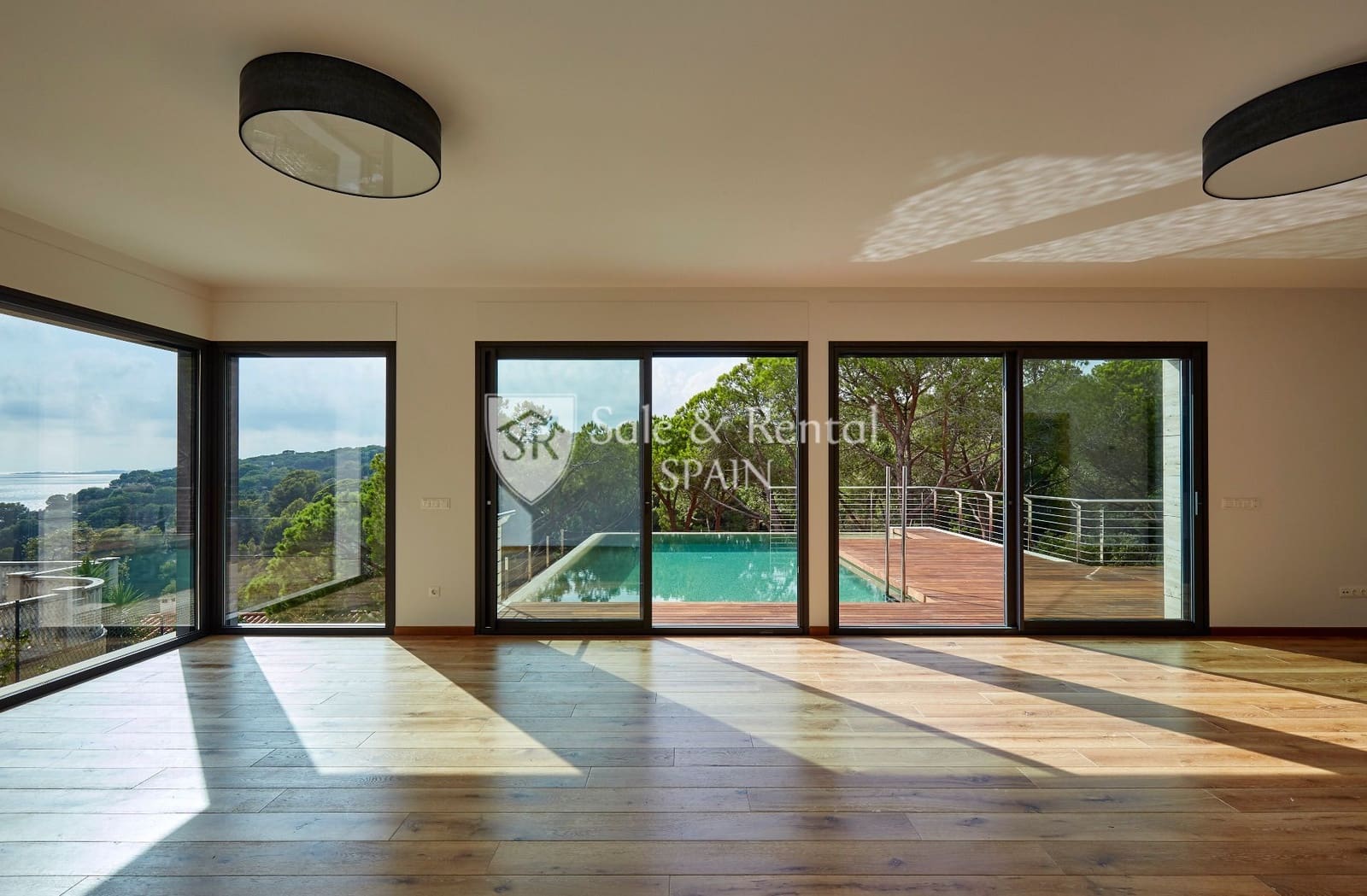 4 soveværelse Villa til salg i Lloret de Mar med swimmingpool garage - € 1.800.000 (Ref: 7982593)